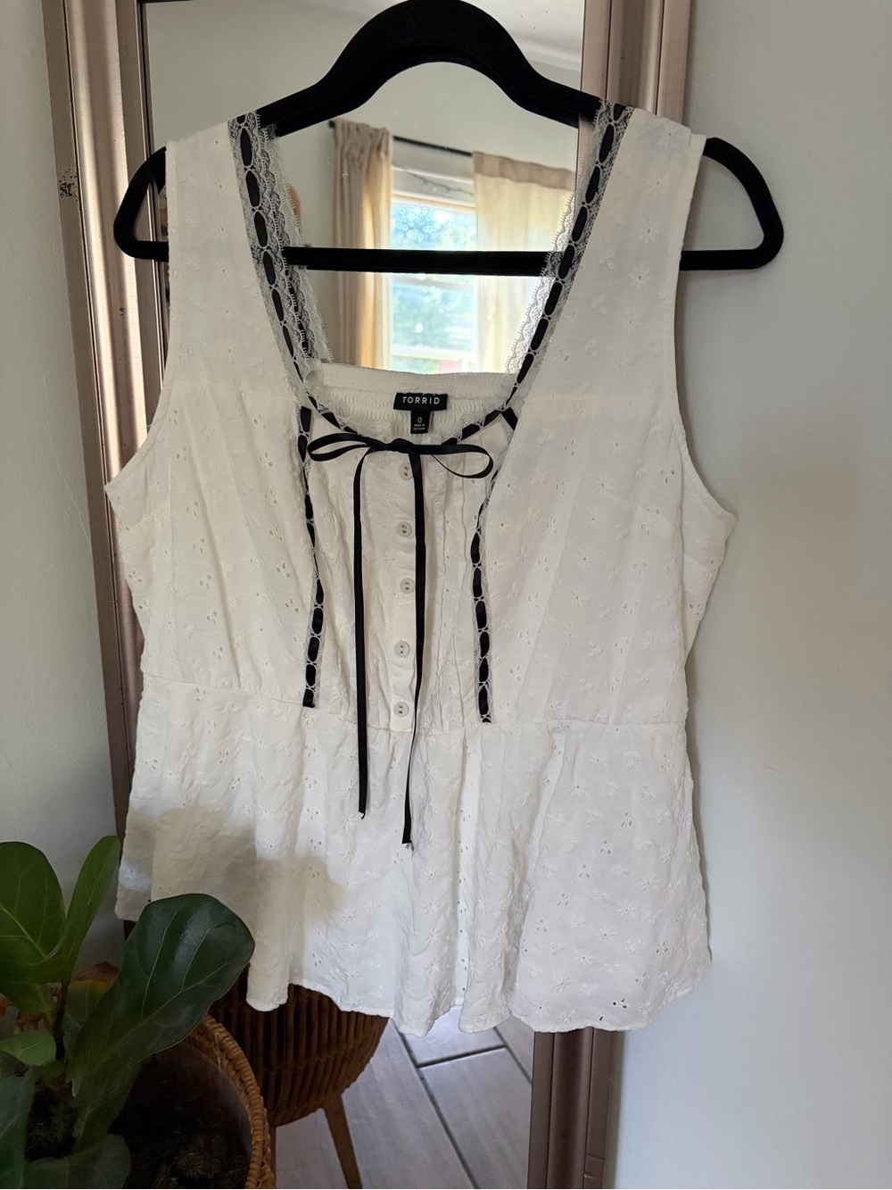 torrid White Eyelet Button-Front Tank with Black Trim